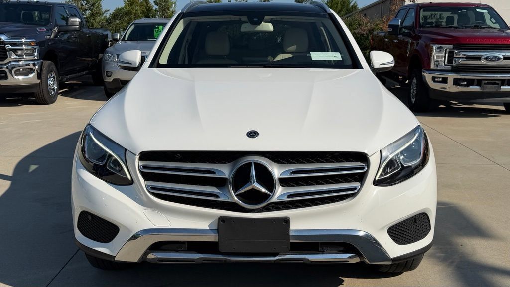 Used 2019 Mercedes-Benz GLC 300 4MATIC image 8