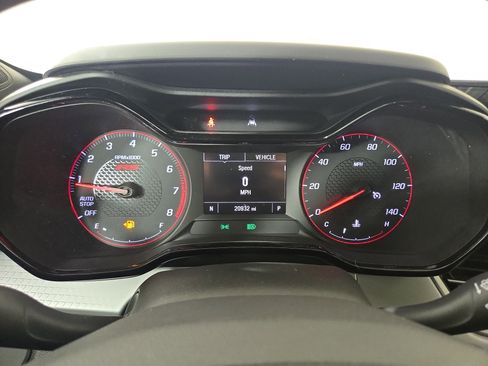 Certified 2024 Chevrolet Trax RS w/ Driver Confidence Package image 17