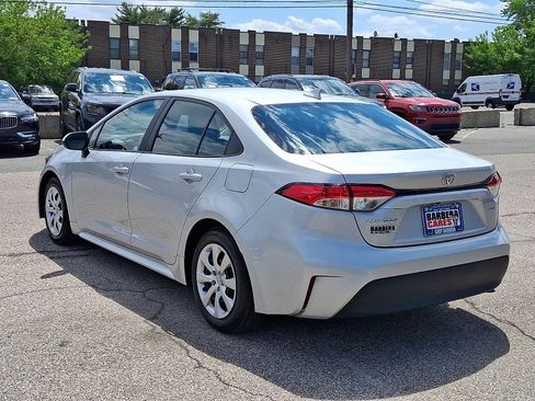 Used 2024 Toyota Corolla LE FWD image 3