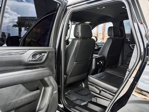 Used 2022 GMC Yukon SLT RWD image 11