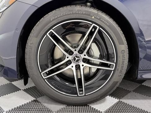 Used 2026 Mercedes-Benz E 350 4MATIC Sedan image 8