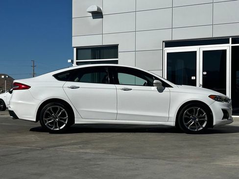 Used 2020 Ford Fusion SEL FWD image 9