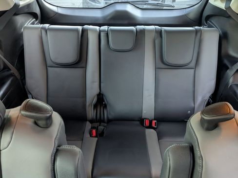 Used 2022 Subaru Ascent Onyx Edition image 9