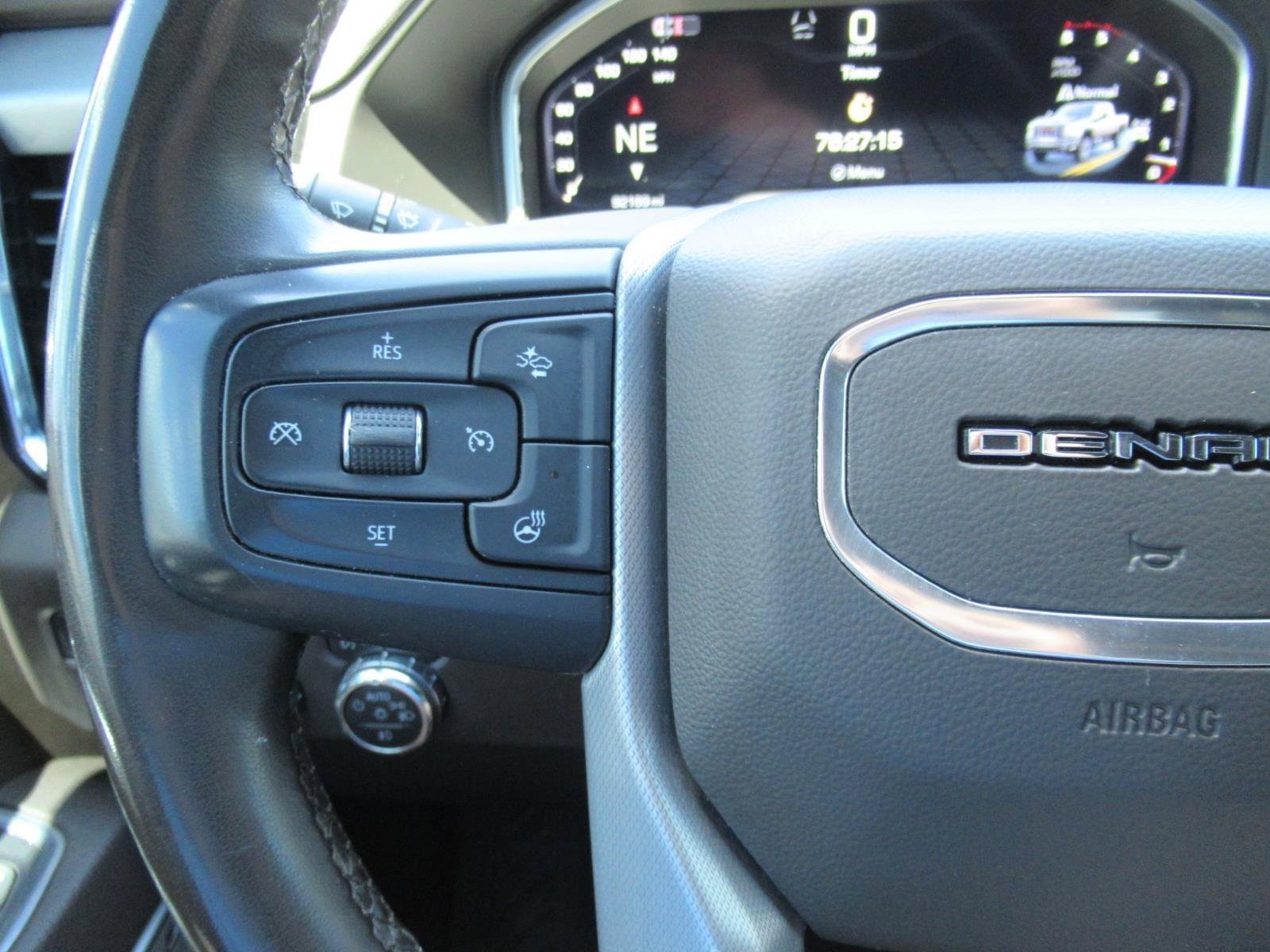 Used 2024 GMC Sierra 2500 Denali w/ Denali Reserve Package AWD/4WD image 25