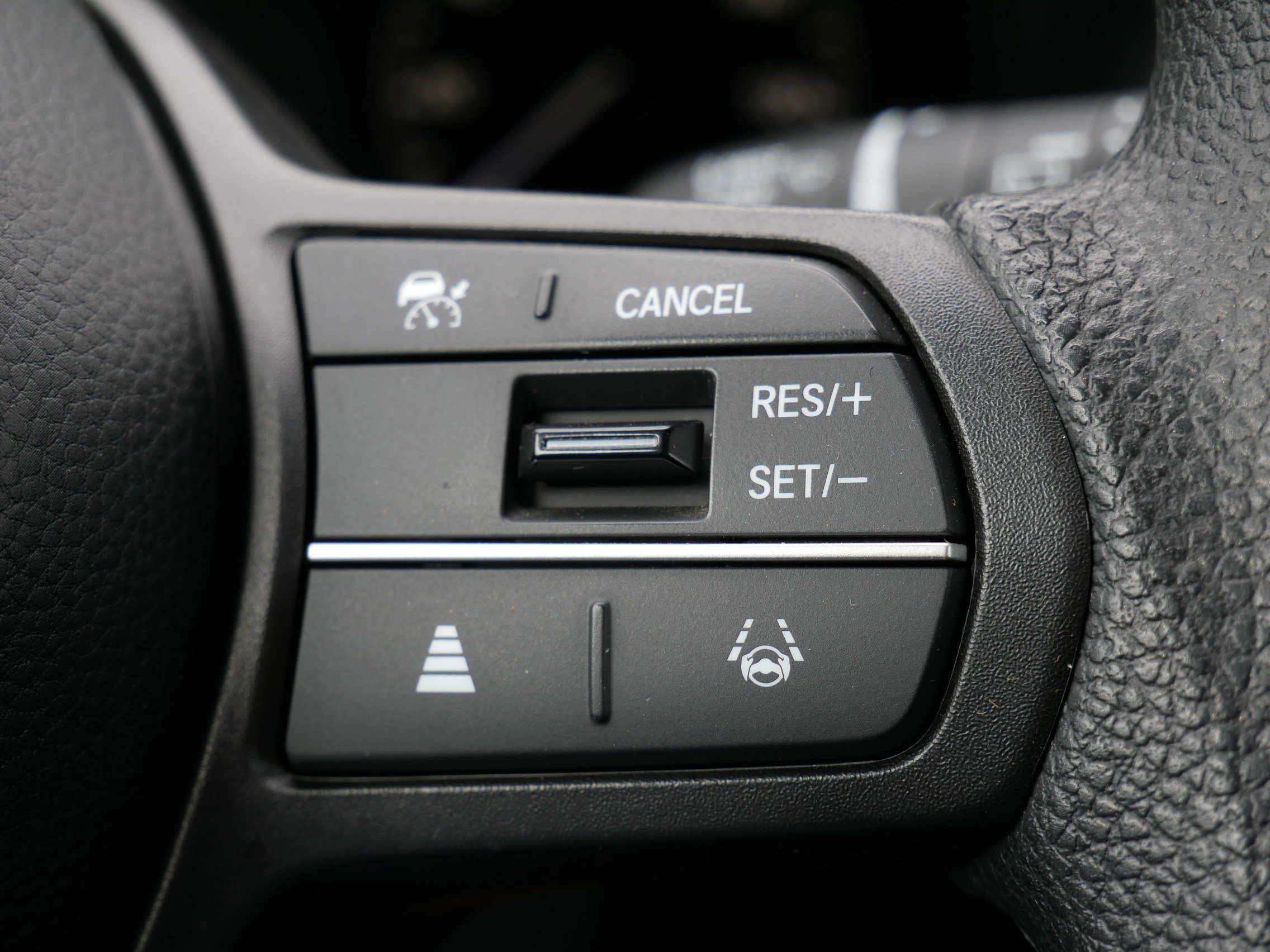 Certified 2025 Honda CR-V EX image 30