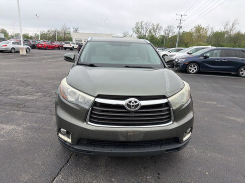 Used 2015 Toyota Highlander Limited AWD/4WD image 9