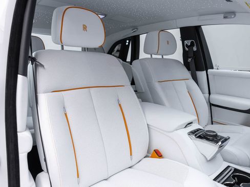 New 2027 Rolls-Royce Phantom Sedan RWD image 12