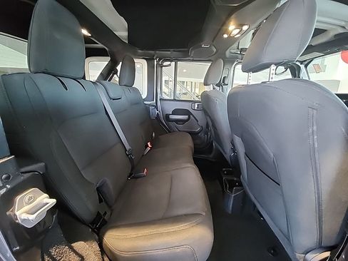 Used 2021 Jeep Wrangler Unlimited Sport image 22