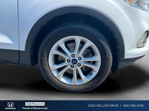Used 2018 Ford Escape SE w/ Ford Safe & Smart Package AWD/4WD image 25