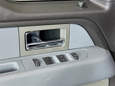 Used 2011 Ford F150 STX w/ Trailer Tow Pkg image 16