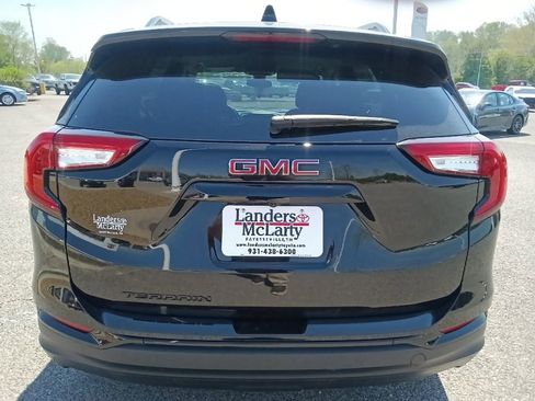 Used 2022 GMC Terrain SLE w/ Elevation Edition FWD image 4