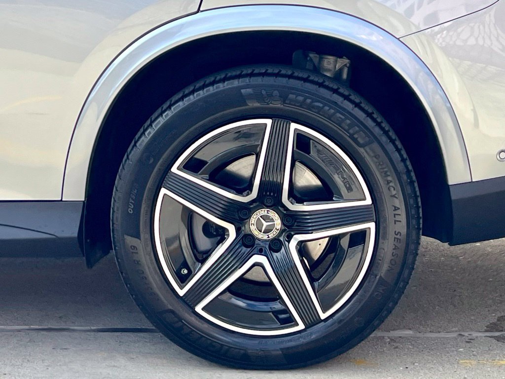 Certified 2026 Mercedes-Benz GLC 300 4MATIC image 12