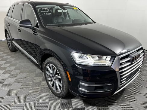 Used 2017 Audi Q7 3.0T Prestige w/ Prestige Package AWD/4WD image 3