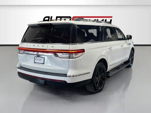 Used 2024 Lincoln Navigator L Black Label AWD/4WD image 7