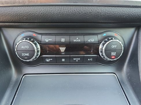 Used 2018 Mercedes-Benz GLA 250 image 26