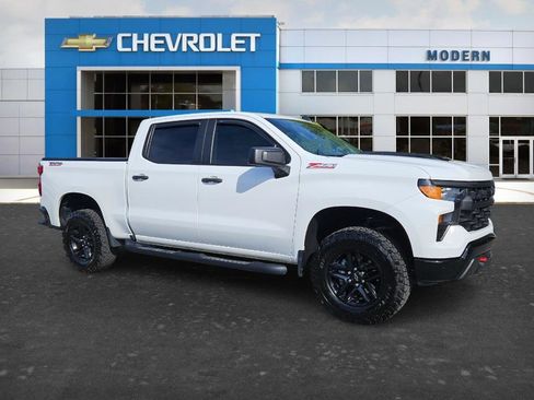 Used 2024 Chevrolet Silverado 1500 Custom Trail Boss AWD/4WD image 7