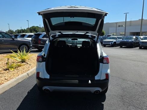 Used 2021 Ford Escape Titanium FWD image 23