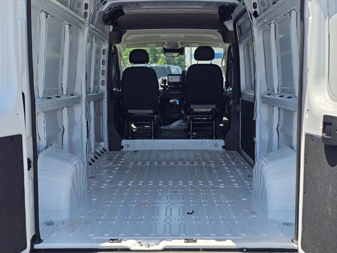 New 2025 RAM ProMaster 3500 w/ Quick Order Package 22H SLT+ FWD image 14