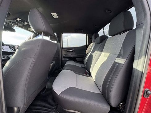 Used 2020 Toyota Tacoma TRD Off-Road image 23