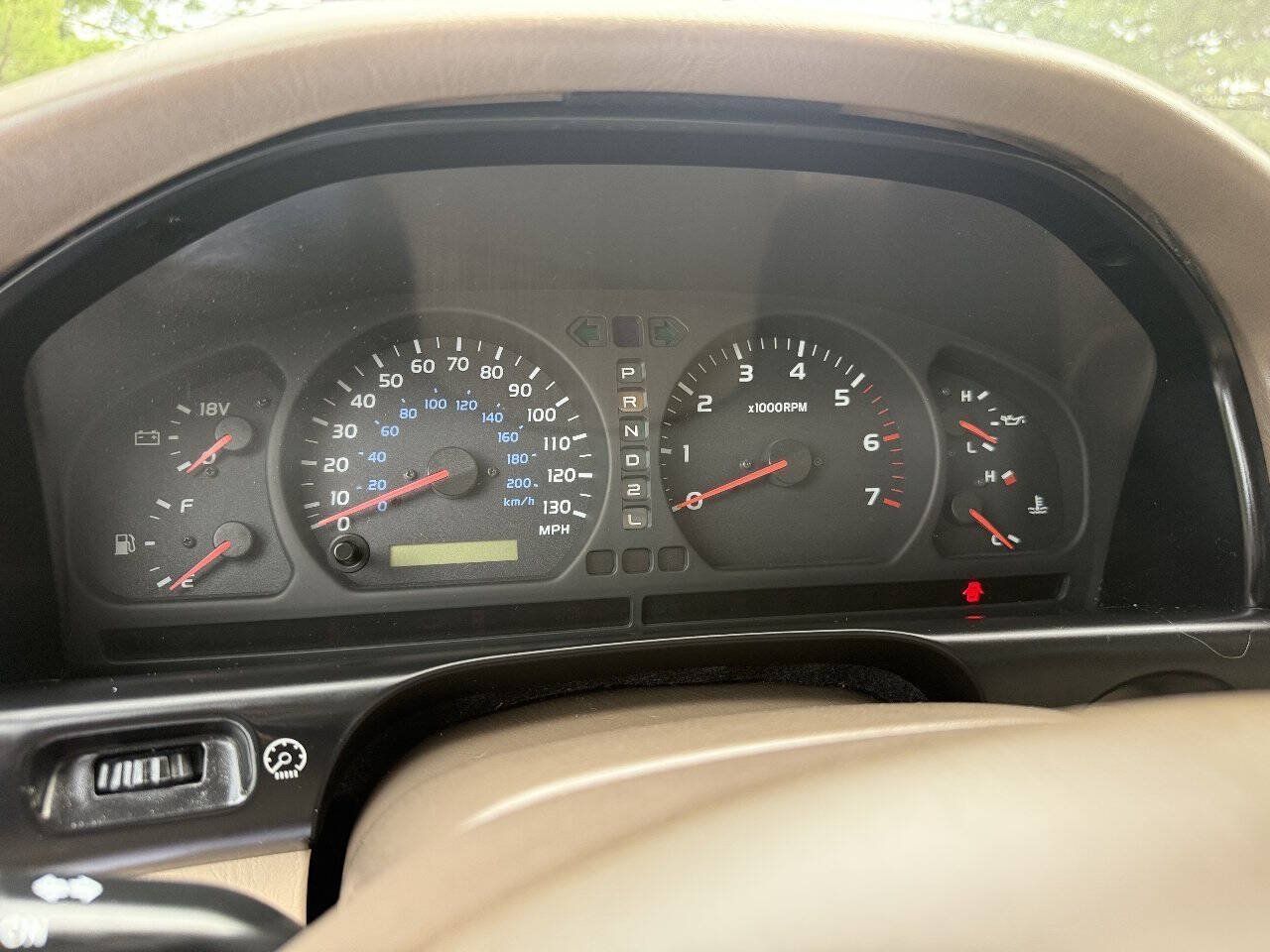 Used 2000 Toyota Land Cruiser AWD/4WD image 64