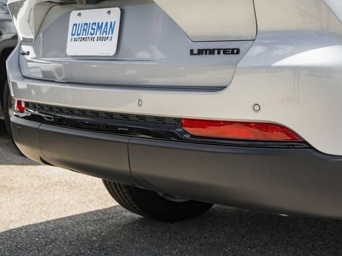 New 2025 Jeep Grand Cherokee Limited w/ Luxury Tech Group II image 9