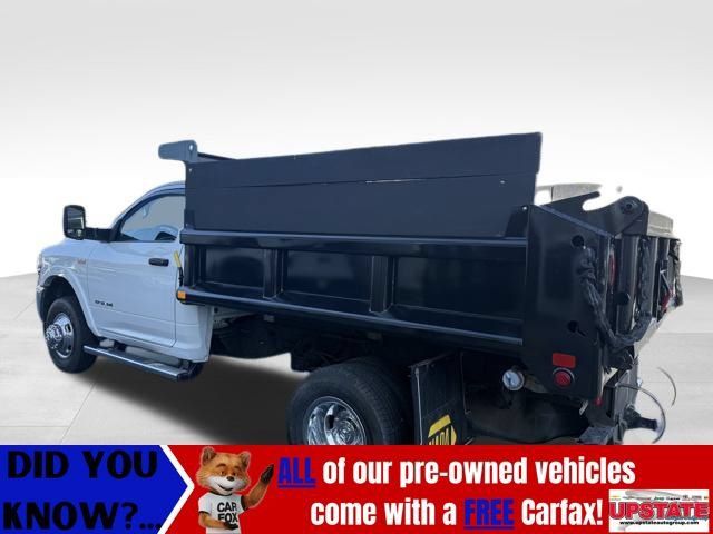 Used 2022 RAM 3500 Tradesman w/ Chrome Appearance Group AWD/4WD image 5