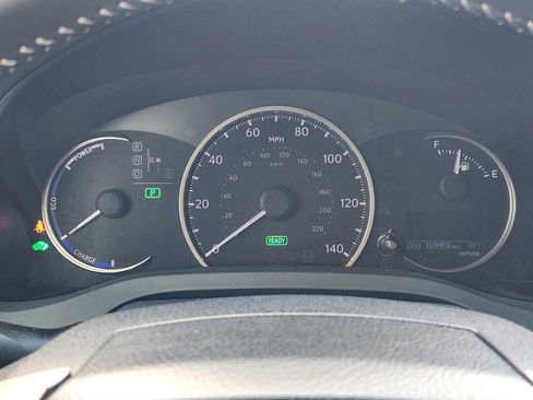 Used 2014 Lexus CT 200h w/ Seat Comfort Package FWD image 14