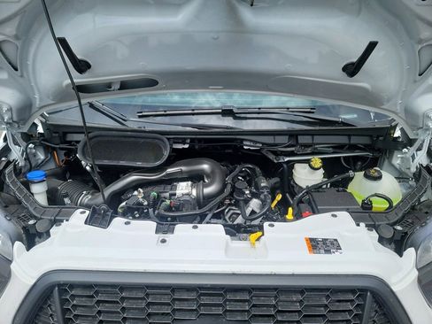 New 2025 Ford Transit 250 148 Medium Roof image 22