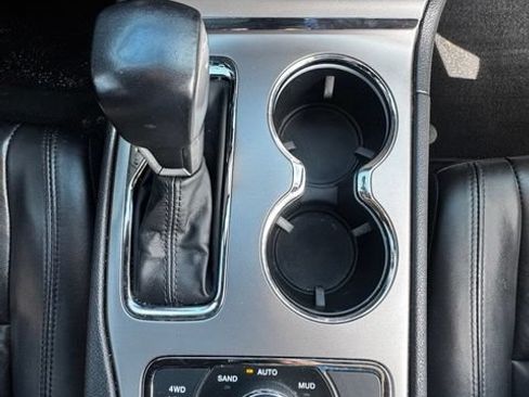 Used 2021 Jeep Grand Cherokee Limited w/ Premium Lighting Group AWD/4WD image 19