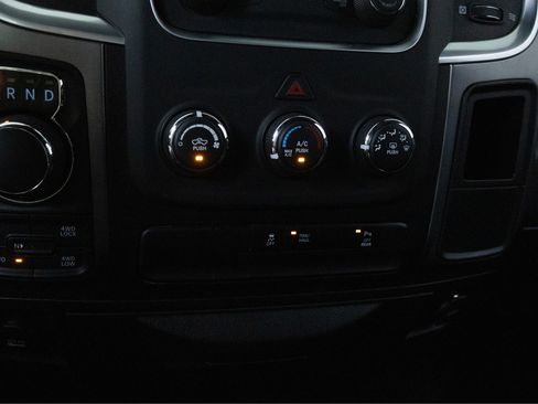 Used 2024 RAM 1500 Warlock AWD/4WD image 13