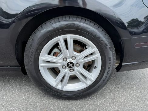 Used 2014 Ford Mustang Coupe RWD image 10