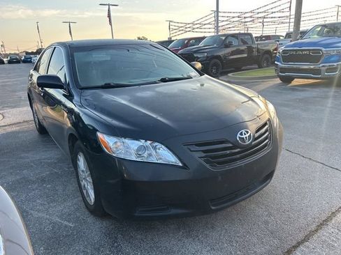 Used 2008 Toyota Camry LE FWD image 7
