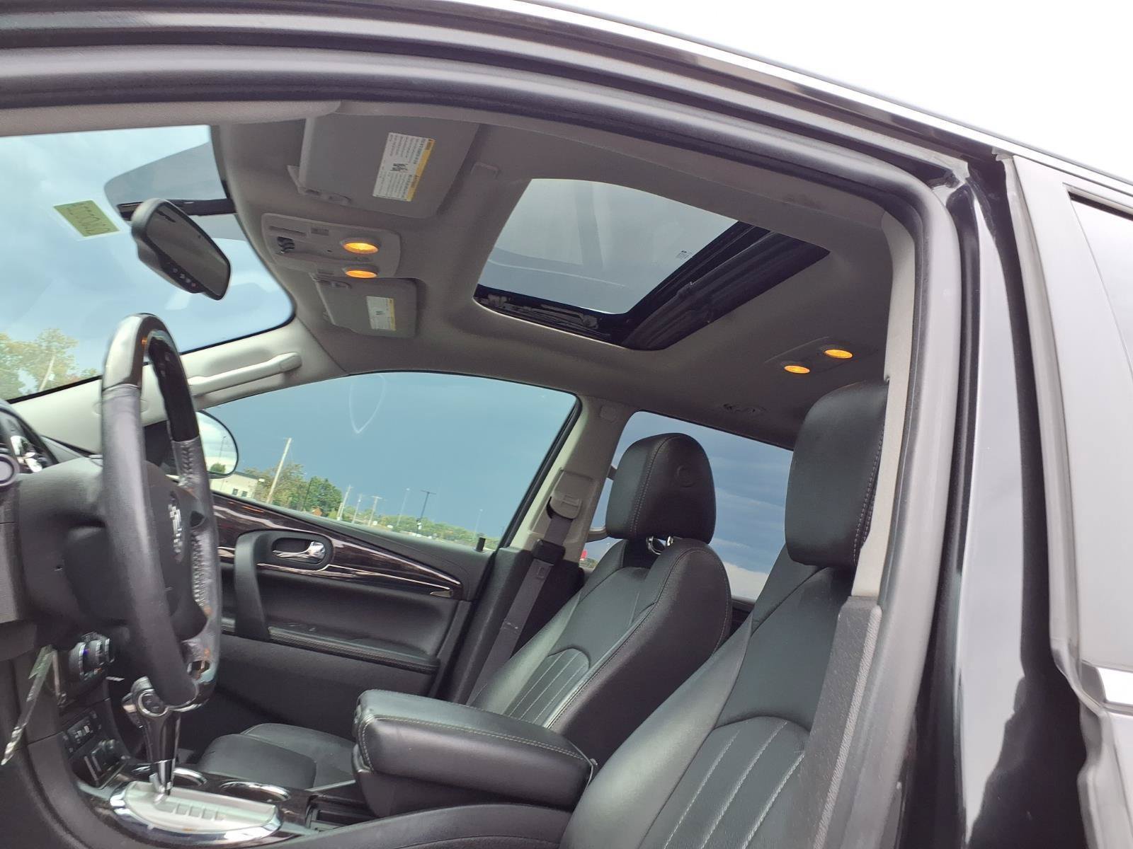 Used 2015 Buick Enclave Leather FWD image 17