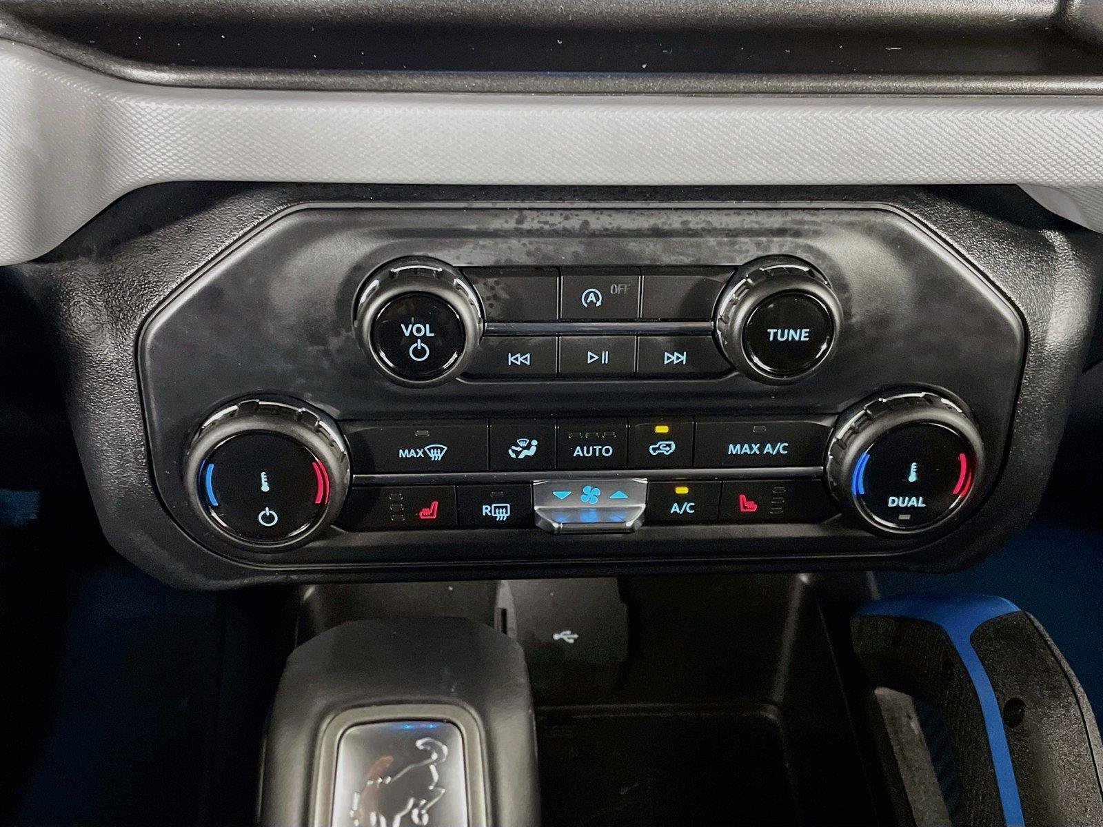 Used 2022 Ford Bronco Black Diamond AWD/4WD image 9