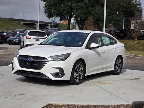 Certified 2025 Subaru Legacy Premium image 7