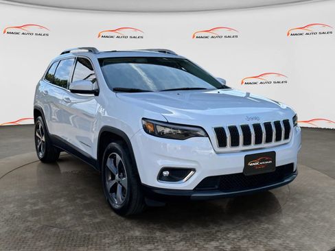 Used 2019 Jeep Cherokee Limited AWD/4WD image 5