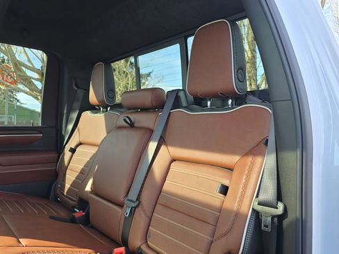 Used 2024 GMC Sierra 3500 Denali Ultimate image 54