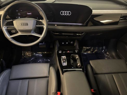 New 2025 Audi Q6 e-tron Premium Plus image 12