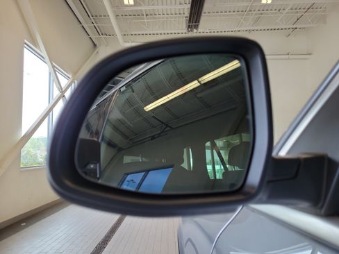 Used 2024 BMW X5 xDrive40i AWD/4WD image 10