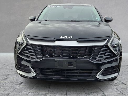 Used 2024 Kia Sportage EX image 3