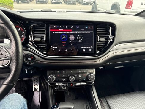 Certified 2021 Dodge Durango R/T w/ Blacktop Package AWD/4WD image 28