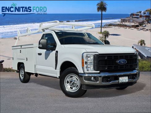 Used 2023 Ford F250 XL w/ XL Chrome Package image 1