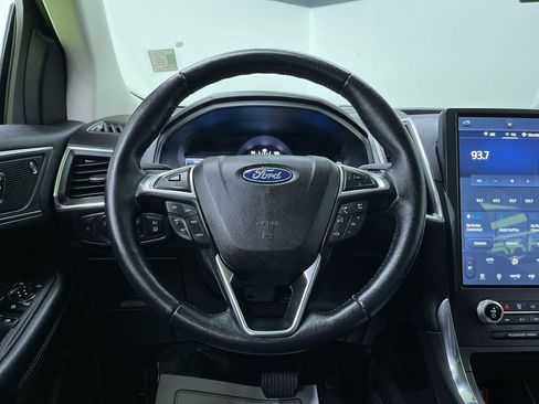 Used 2022 Ford Edge Titanium image 20