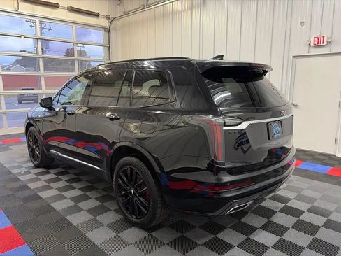 Used 2023 Cadillac XT6 Sport AWD/4WD image 6