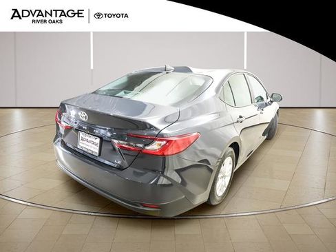 Certified 2025 Toyota Camry LE FWD image 7