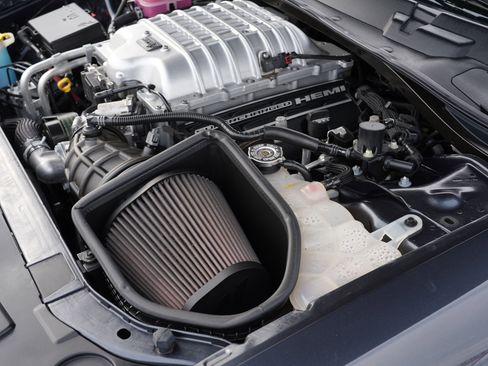 Used 2019 Dodge Challenger SRT Hellcat Redeye image 35