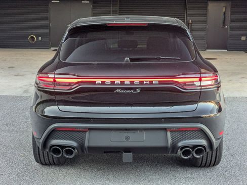 Certified 2026 Porsche Macan S AWD/4WD image 10