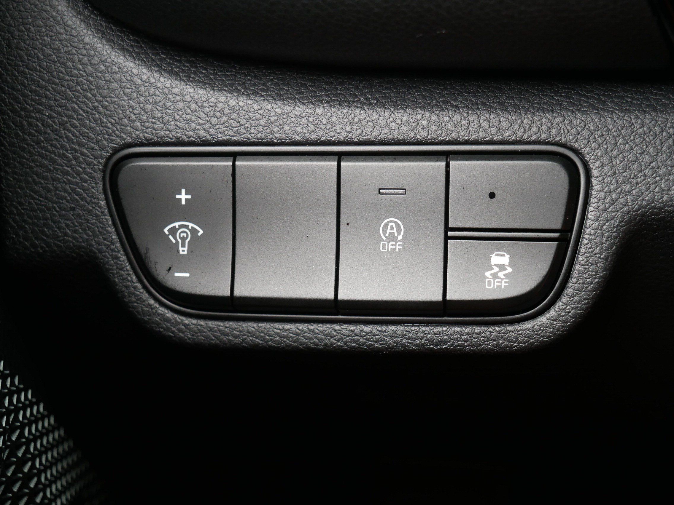 Certified 2025 Kia Seltos S FWD image 26