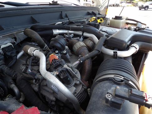 Used 2012 Ford F350 Lariat w/ Chrome Pkg image 24