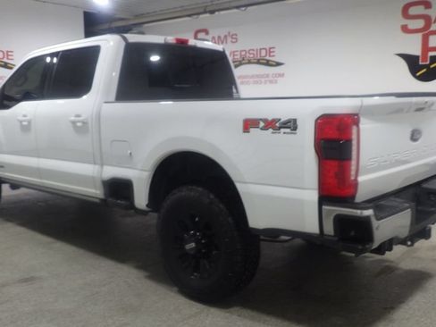 Used 2025 Ford F250 Lariat w/ FX4 Off-Road Package AWD/4WD image 2